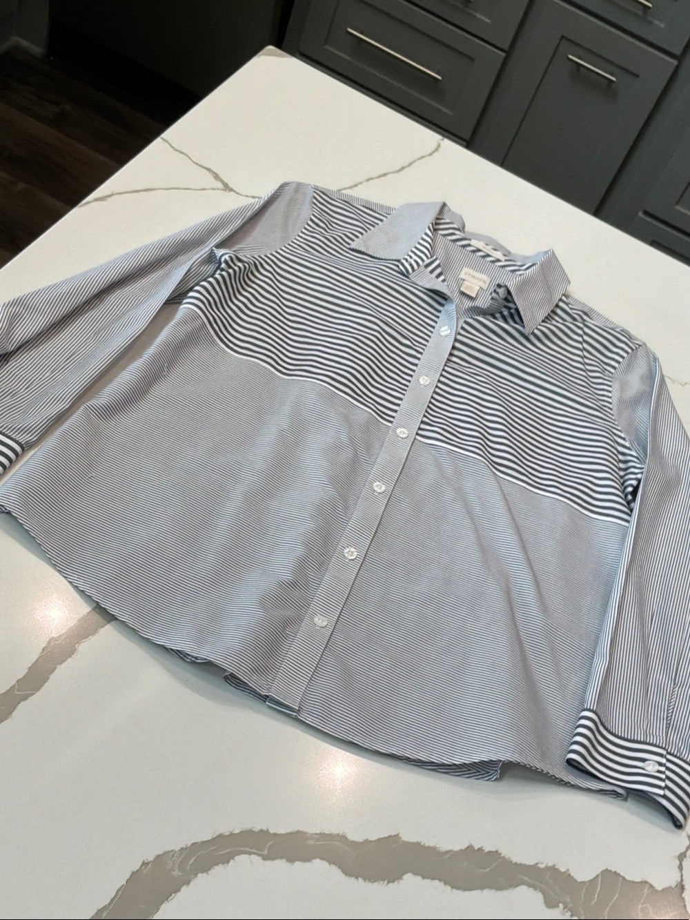 Chico's Size 2 Women’s White Navy Striped Button-Down Shirt DryCleaned No Iron